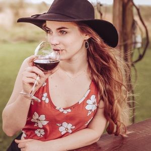 Meet your Posher, Mallorie